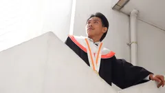 Filipino students find hope as BB Gandanghari achieves summa cum laude honor