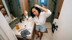 How to stop hair from getting greasy fast with a simple 4-day wash routine