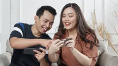 Filipino parents rethink social media advice to shield kids from dangerous health fake news