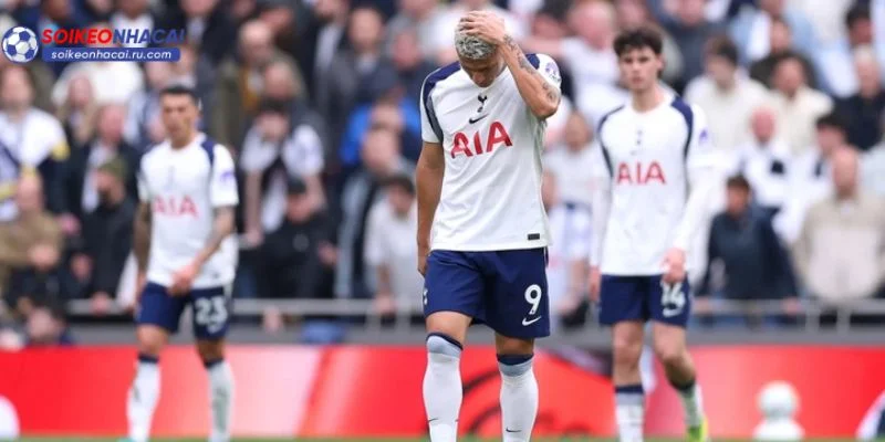 Tottenham đang sa sút thấy rõ ở cuộc đua năm nay.